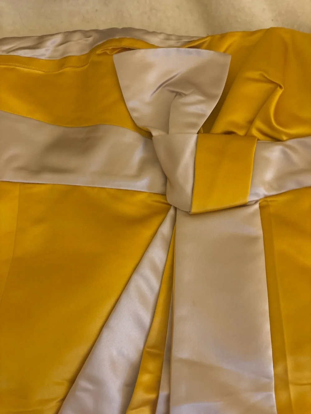 Celine Yellow Strapless Satin Dress with White Bow Panel - Picture 8 of 9